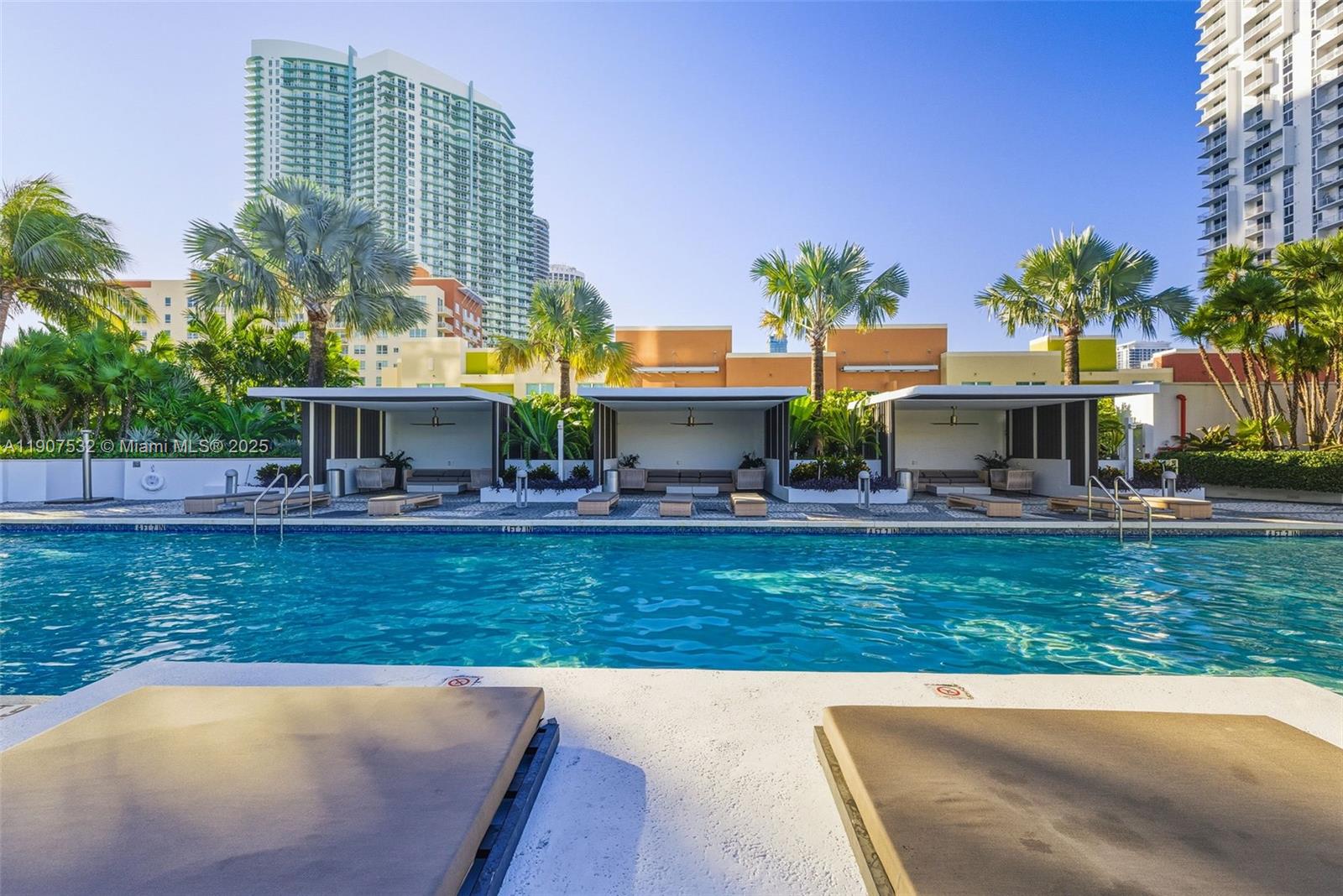 2020 N Bayshore #TH103, Miami FL 33137