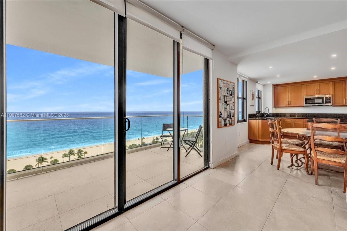 9801 Collins Ave #14Y, Bal Harbour FL 33154