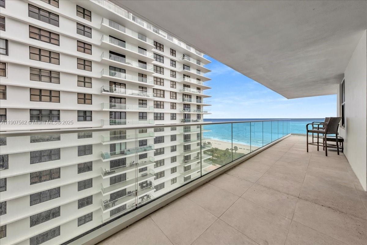 9801 Collins Ave #14Y, Bal Harbour FL 33154