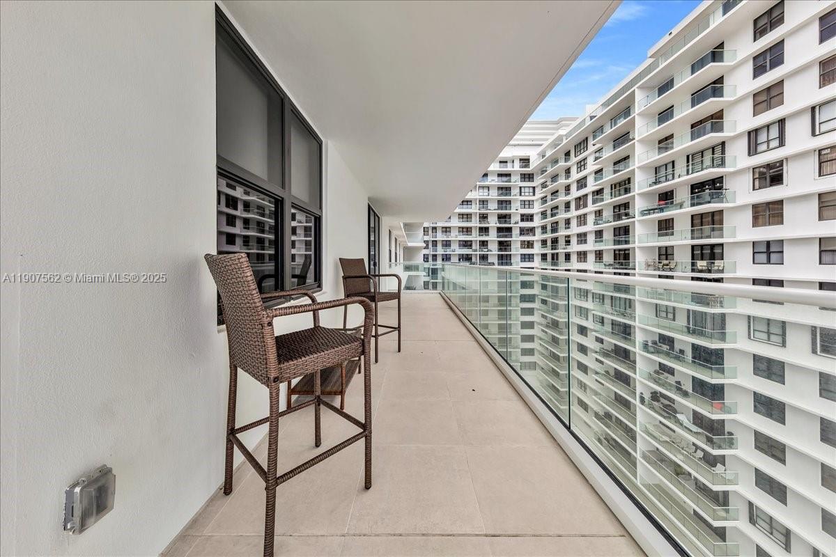 9801 Collins Ave #14Y, Bal Harbour FL 33154