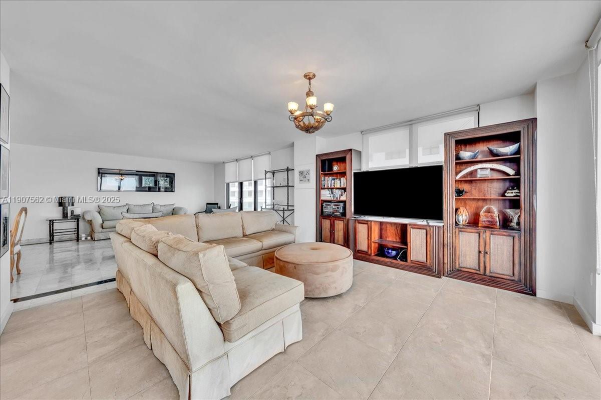 9801 Collins Ave #14Y, Bal Harbour FL 33154