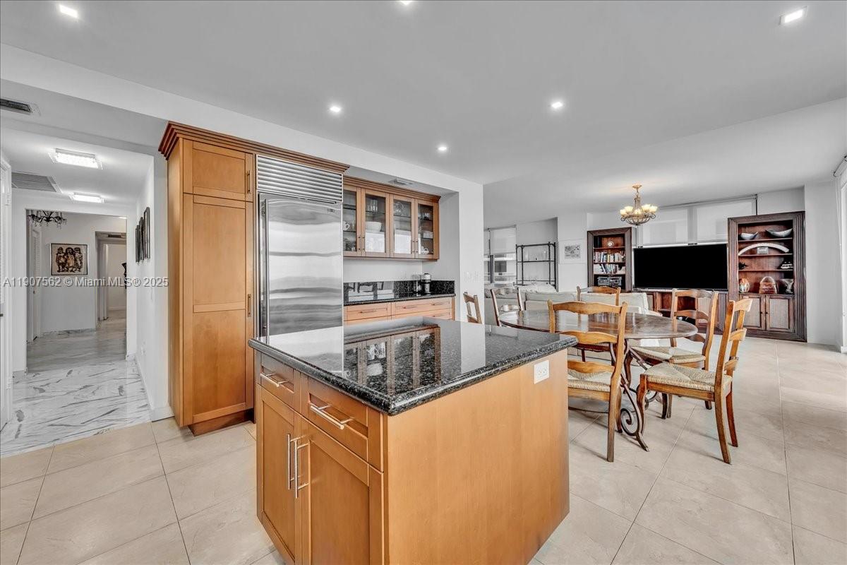 9801 Collins Ave #14Y, Bal Harbour FL 33154
