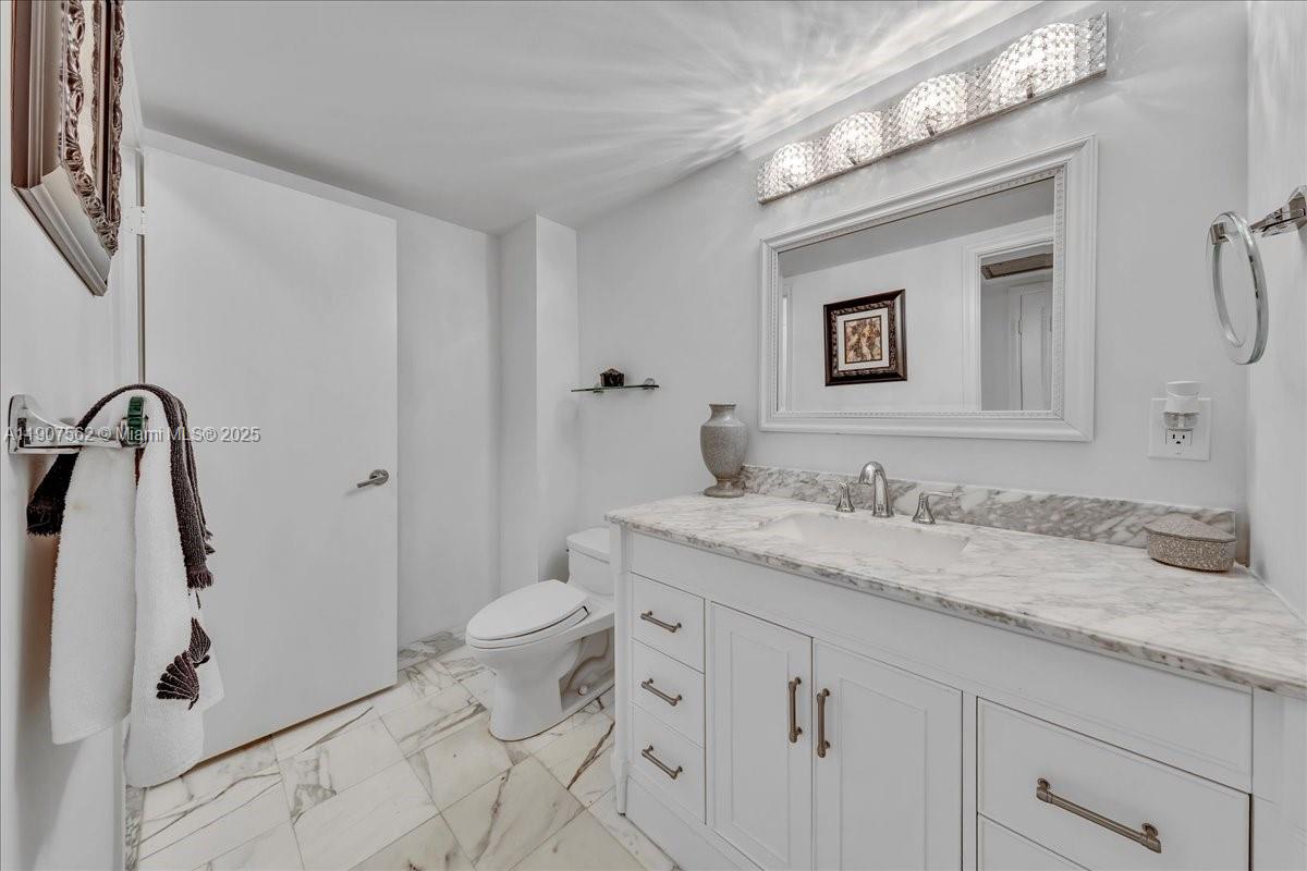 9801 Collins Ave #14Y, Bal Harbour FL 33154