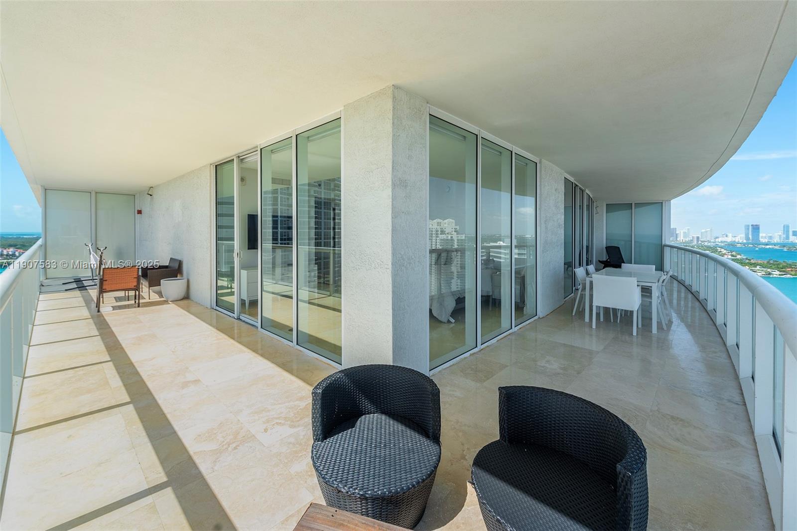 450 Alton Rd #3010, Miami Beach FL 33139