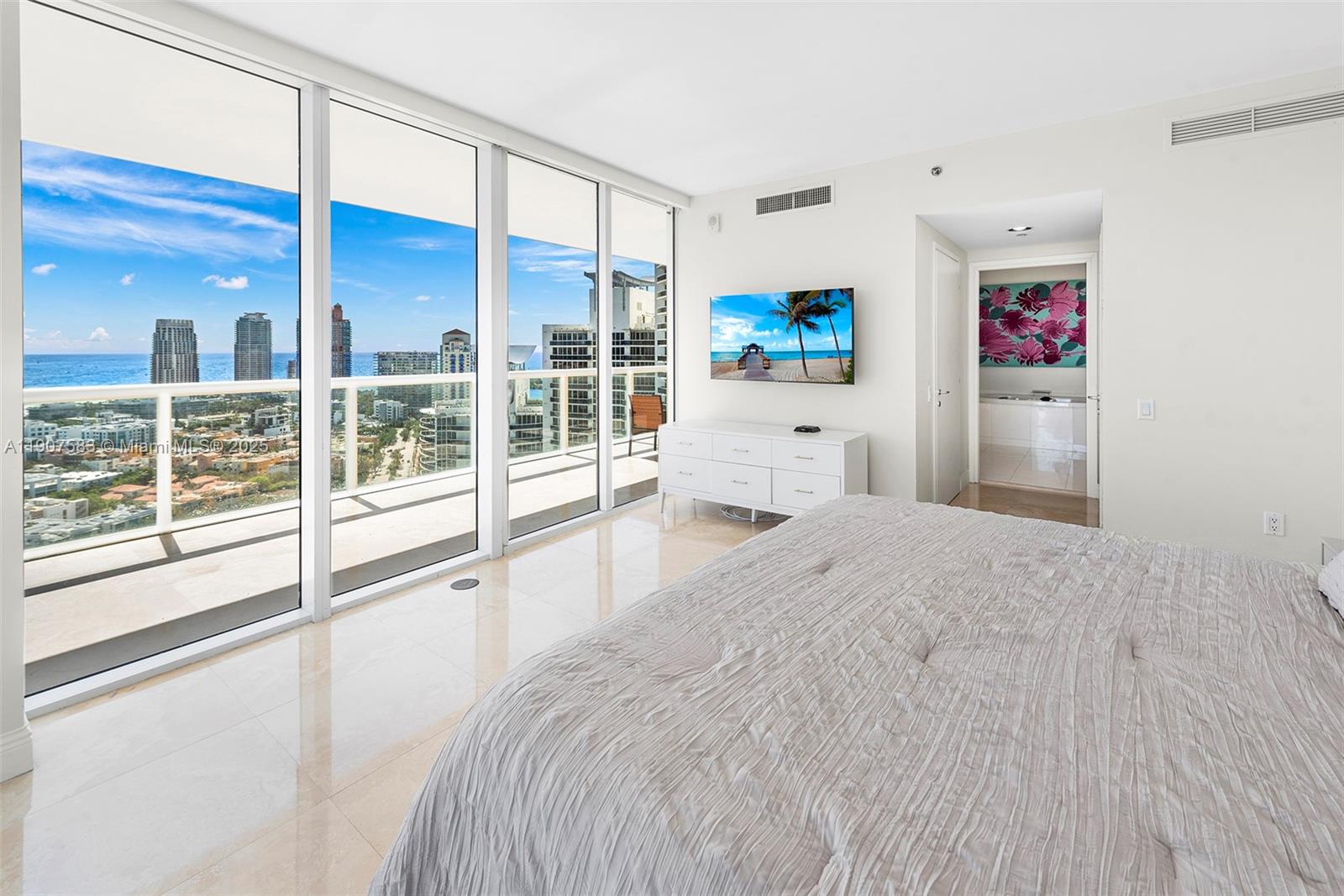 450 Alton Rd #3010, Miami Beach FL 33139