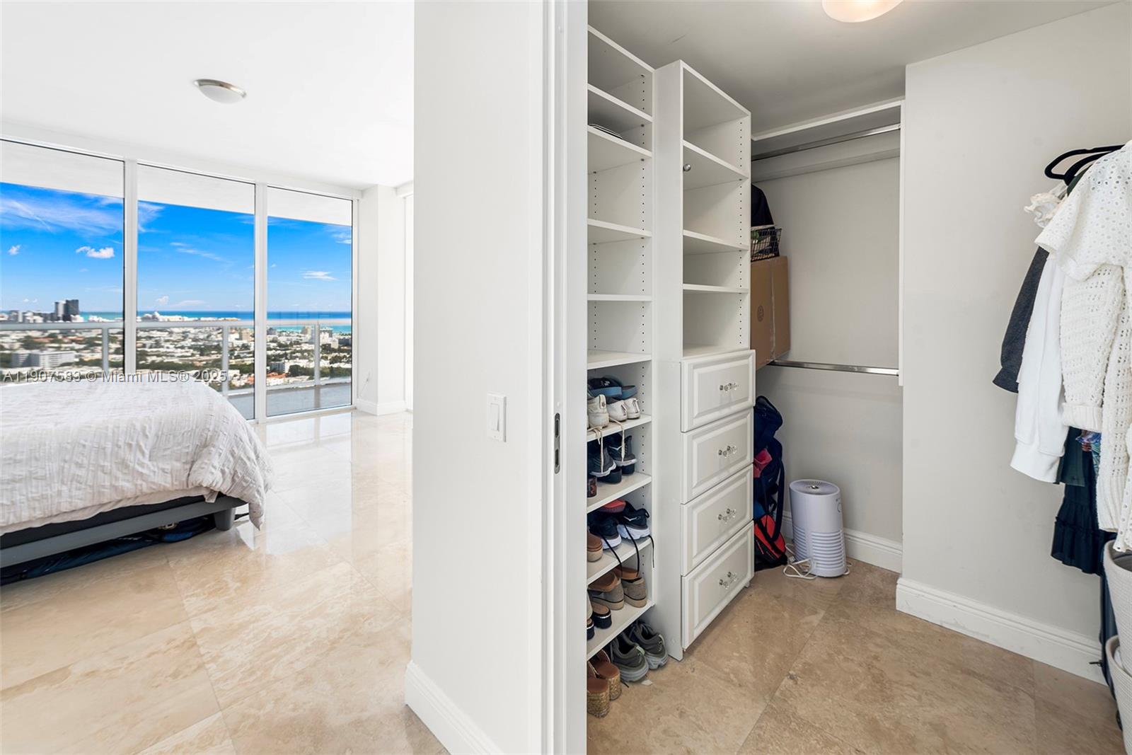450 Alton Rd #3010, Miami Beach FL 33139