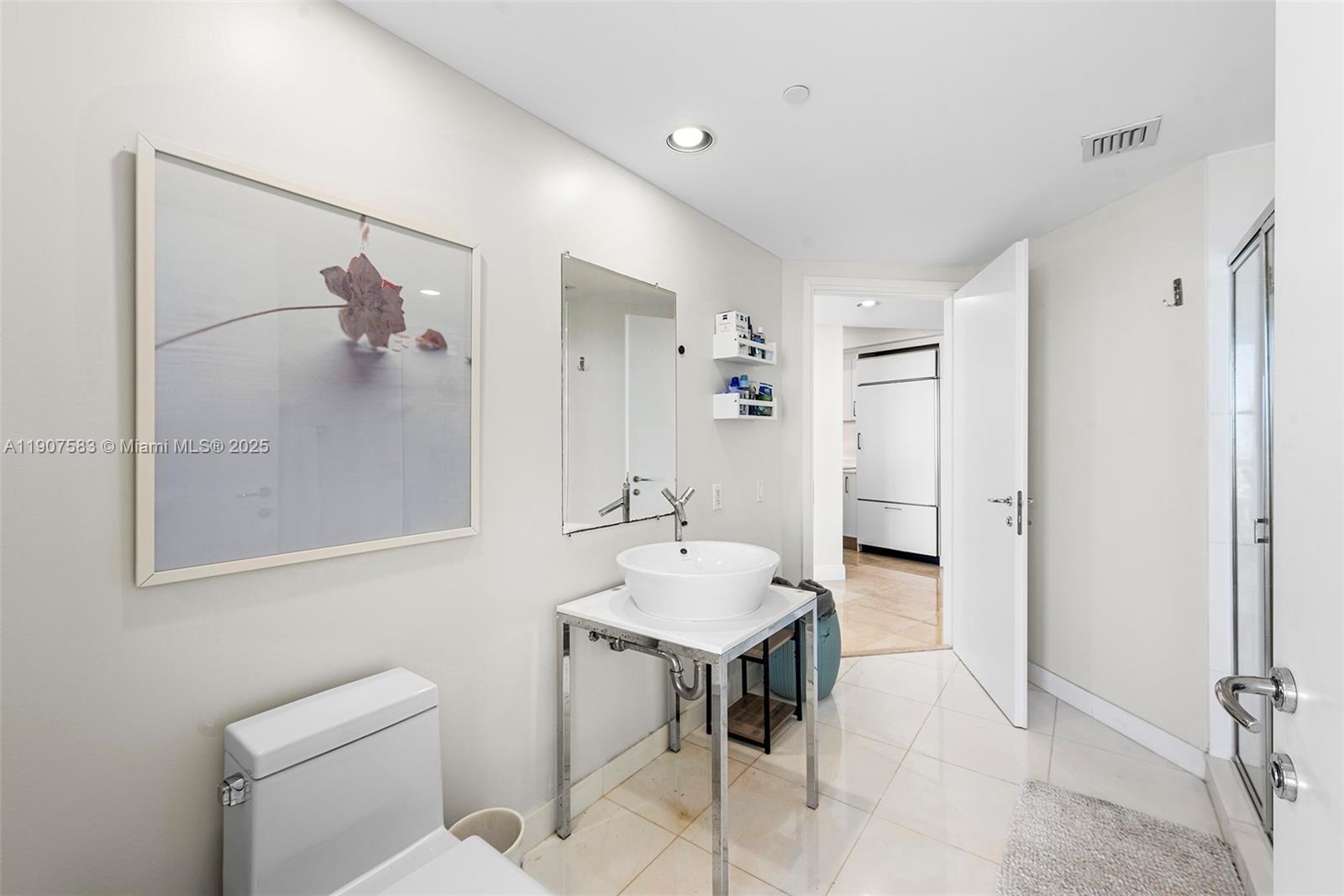 450 Alton Rd #3010, Miami Beach FL 33139