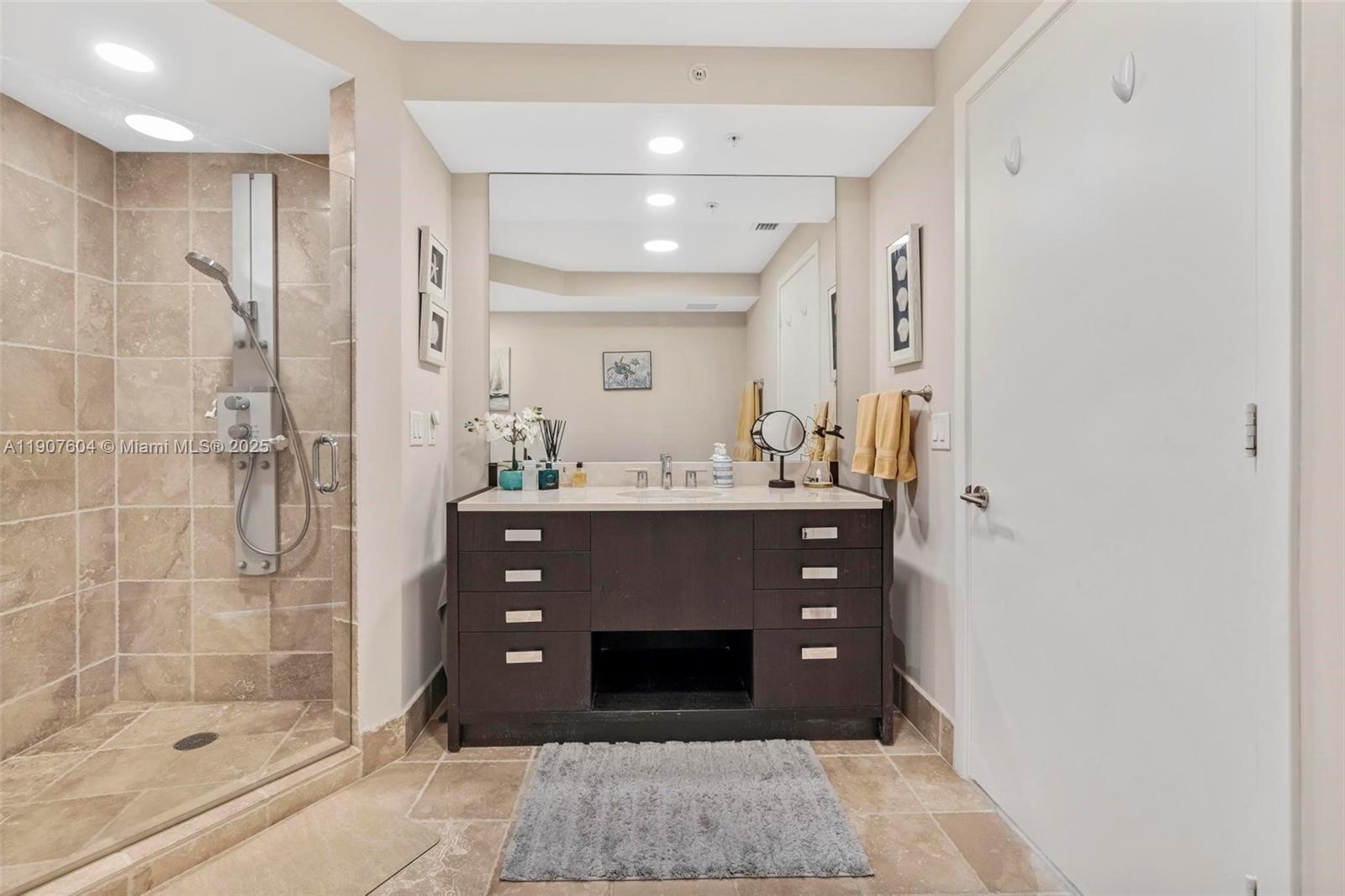 18201 Collins Ave #1408, Sunny Isles Beach FL 33160