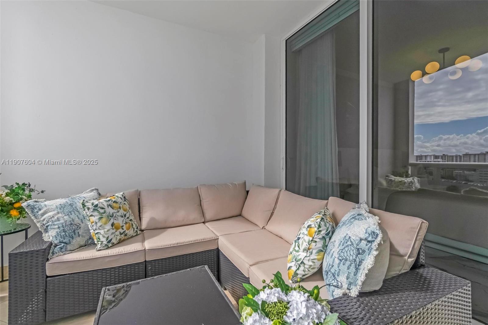 18201 Collins Ave #1408, Sunny Isles Beach FL 33160