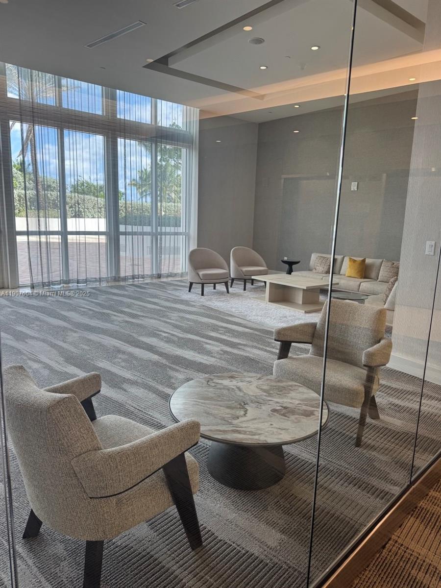 18201 Collins Ave #1408, Sunny Isles Beach FL 33160