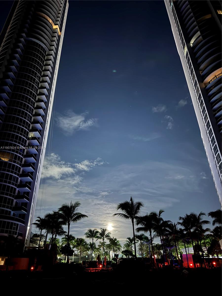 18201 Collins Ave #1408, Sunny Isles Beach FL 33160