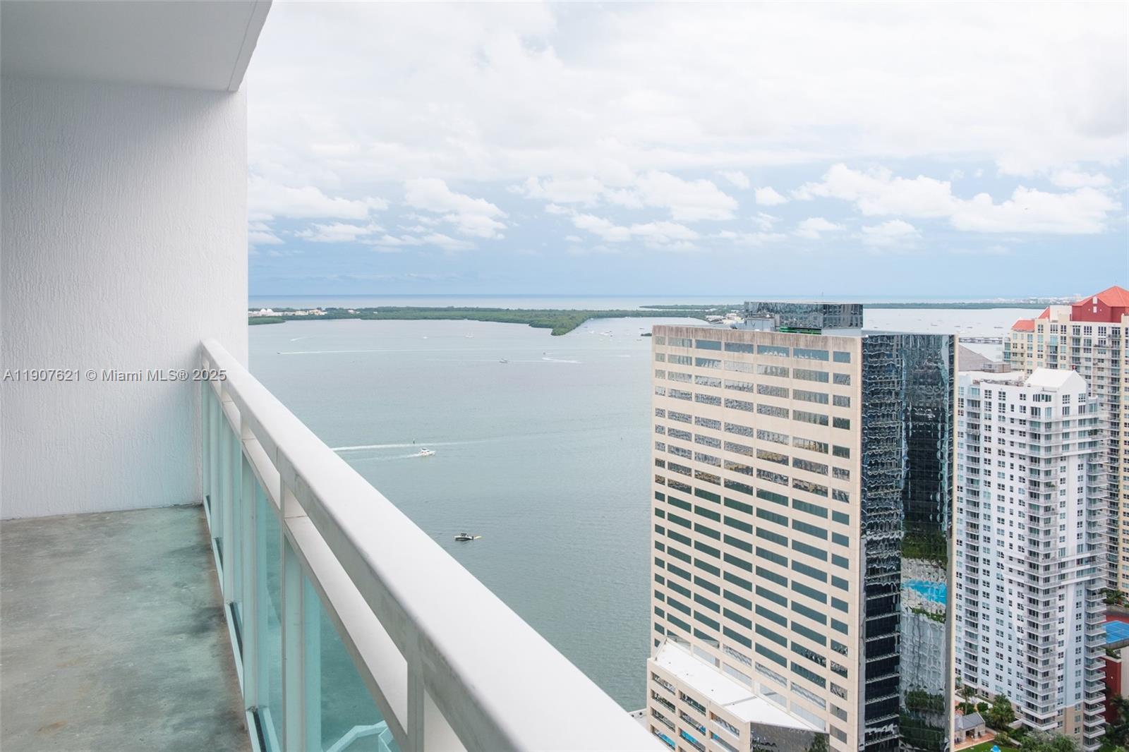 950 Brickell Bay Dr #3905, Miami FL 33131