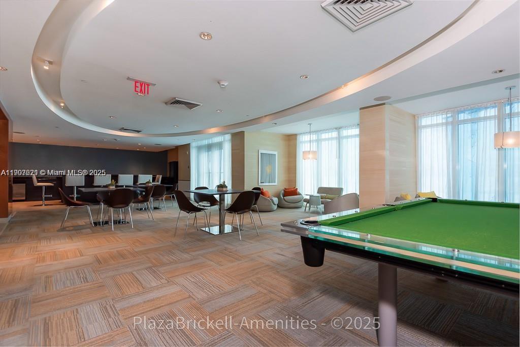 950 Brickell Bay Dr #3905, Miami FL 33131