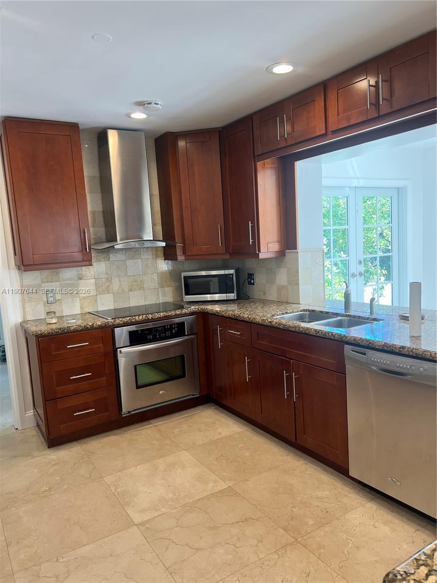 12525 Bernal St, Coral Gables FL 33156
