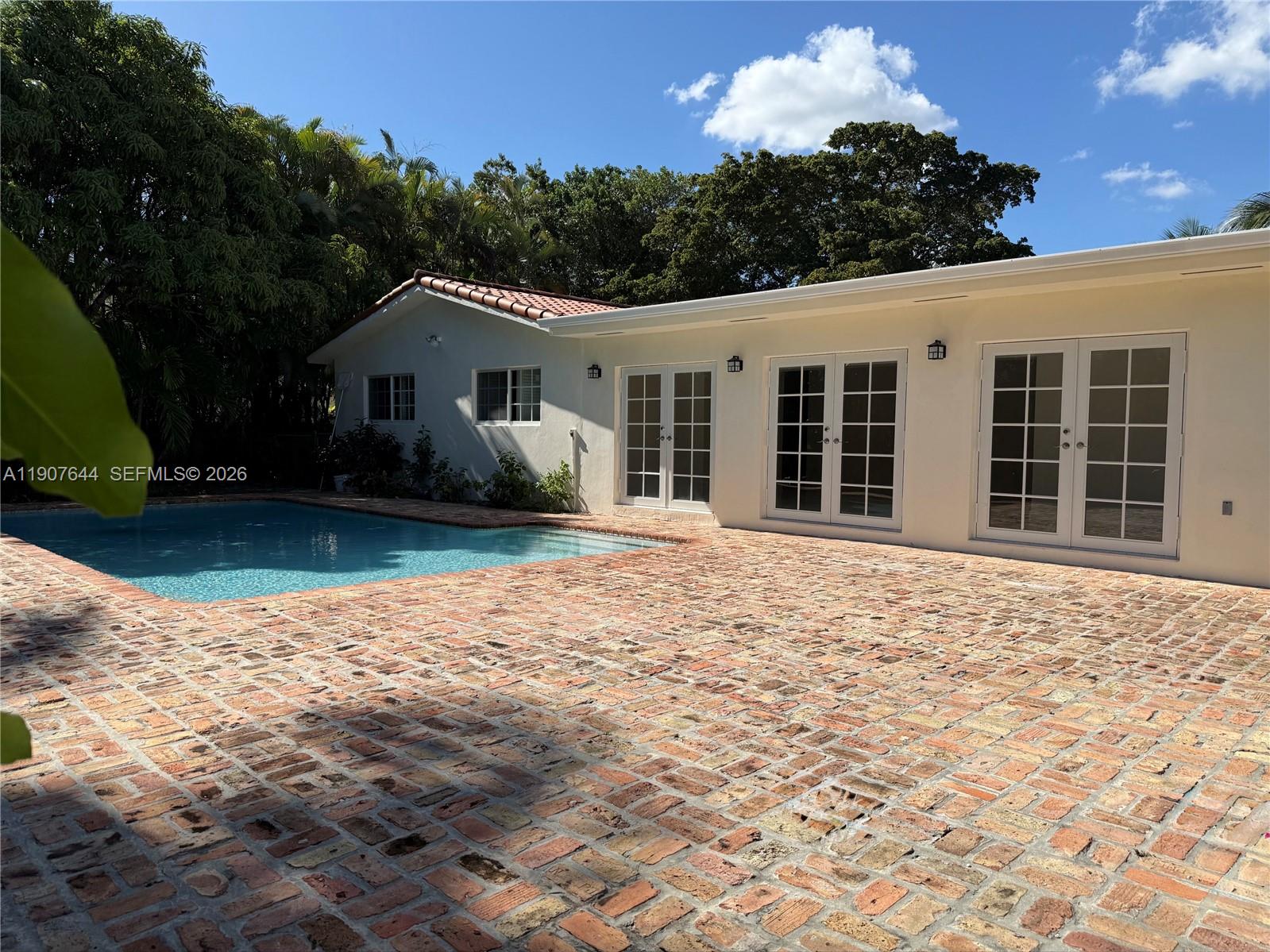 12525 Bernal St, Coral Gables FL 33156