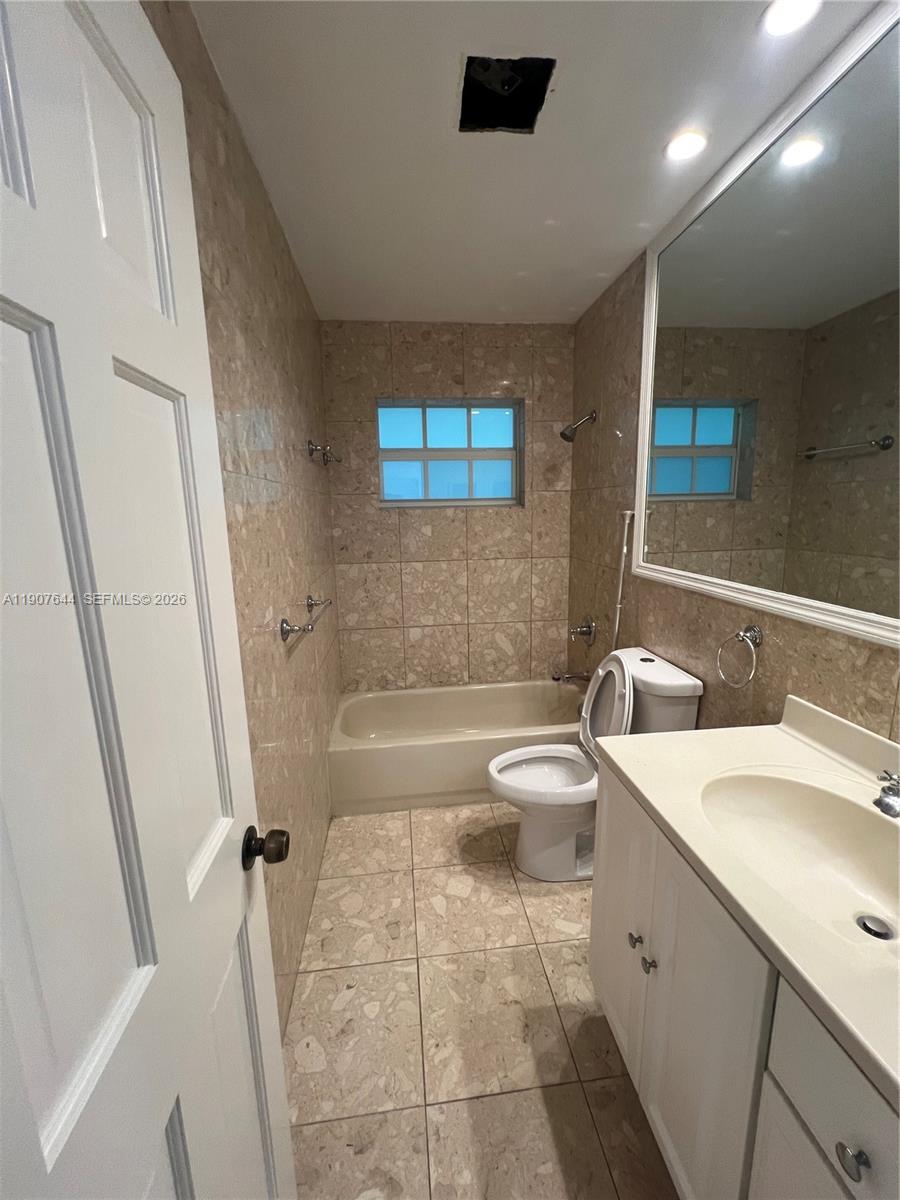 12525 Bernal St, Coral Gables FL 33156