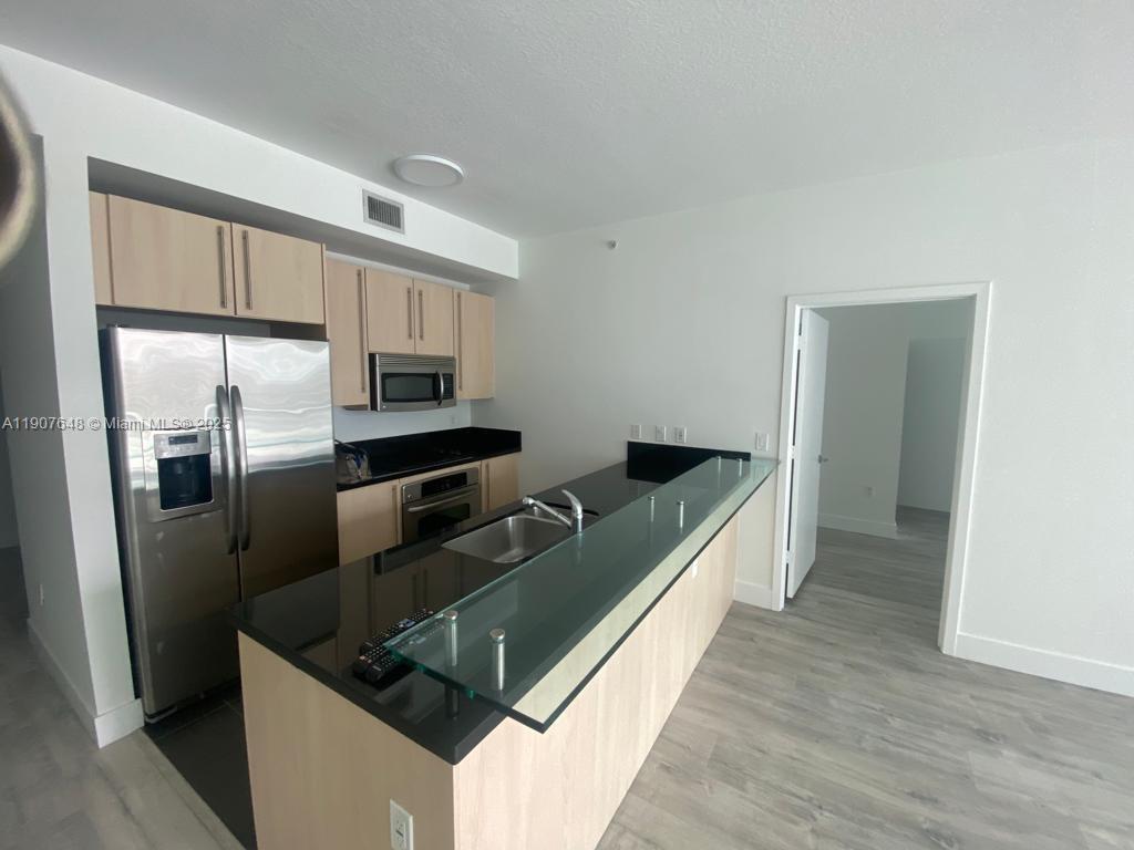 1111 SW 1st Ave #2217-N, Miami FL 33130