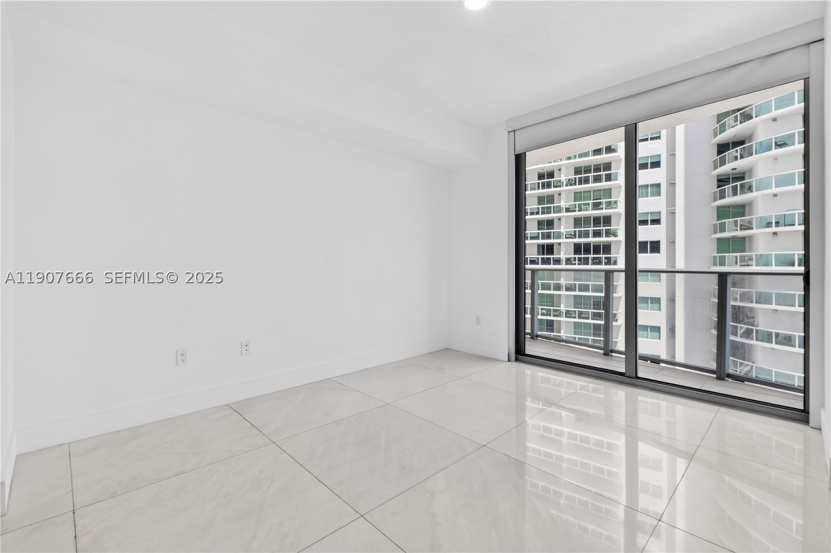 488 NE 18th St #1815, Miami FL 33132