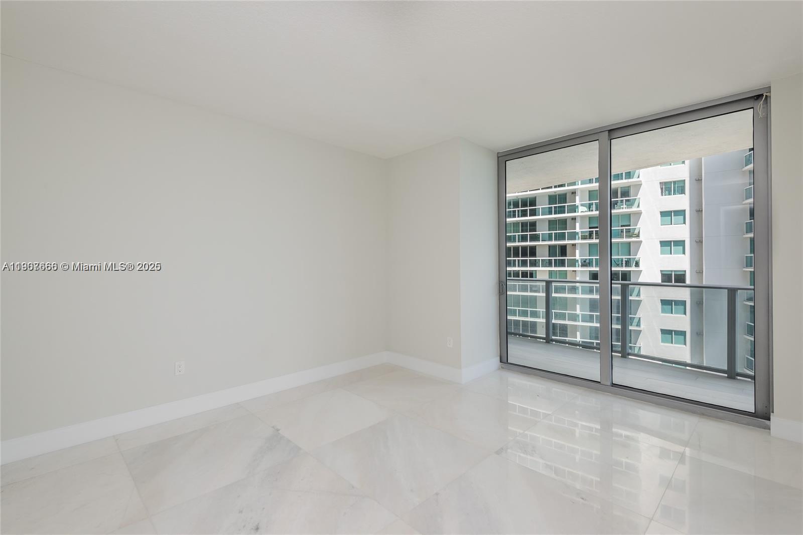 488 NE 18th St #1815, Miami FL 33132