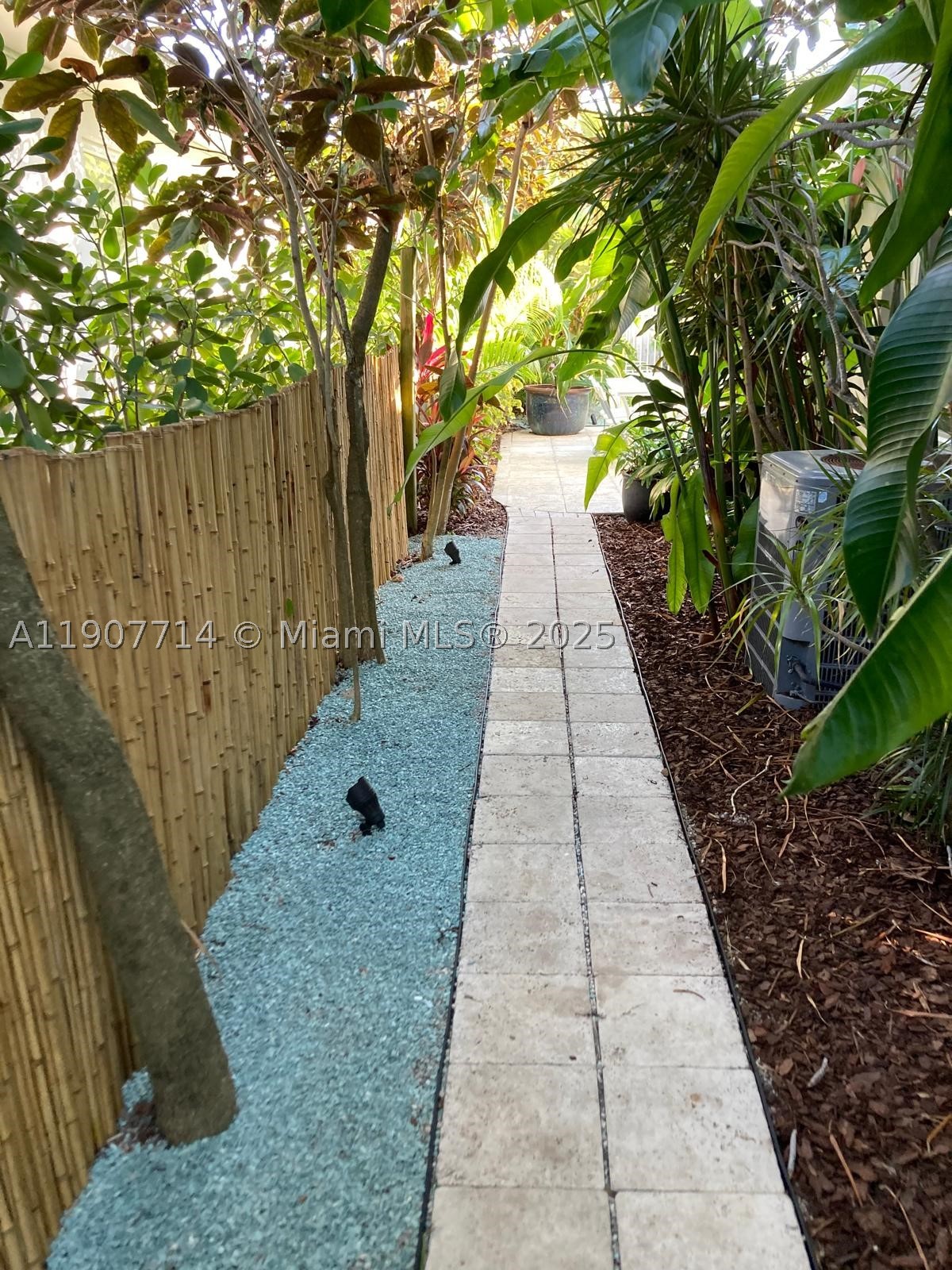 4805 Cherokee Ave, Miami Beach FL 33140