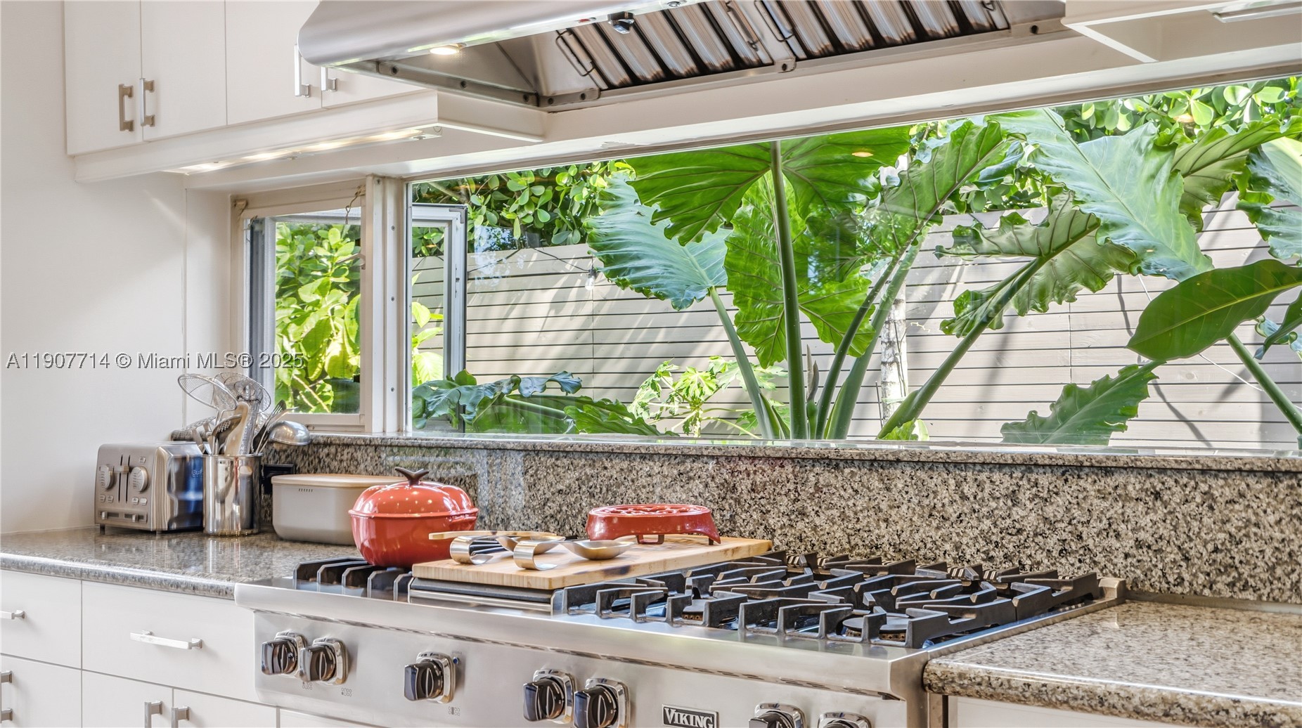 4805 Cherokee Ave, Miami Beach FL 33140