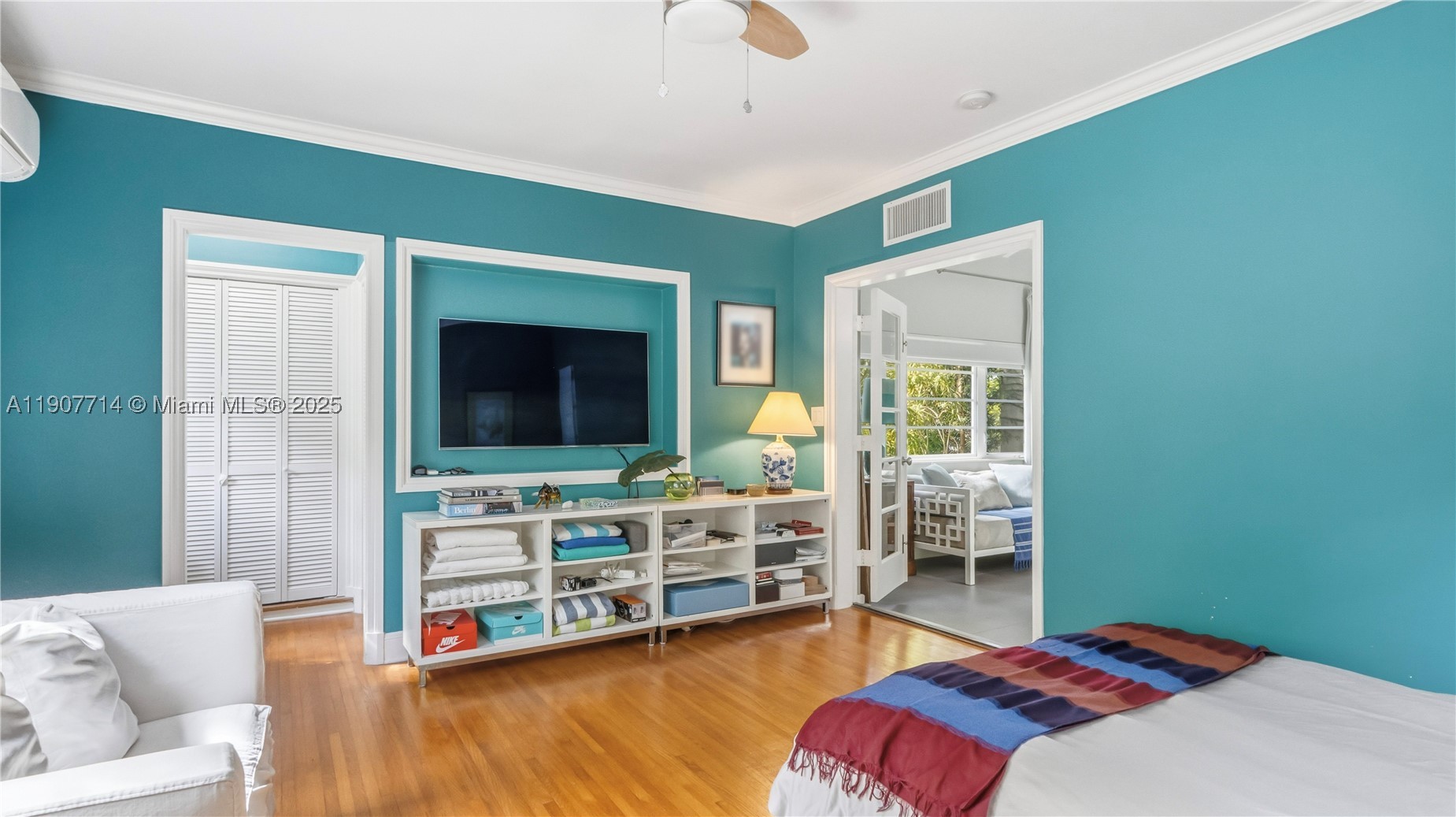 4805 Cherokee Ave, Miami Beach FL 33140