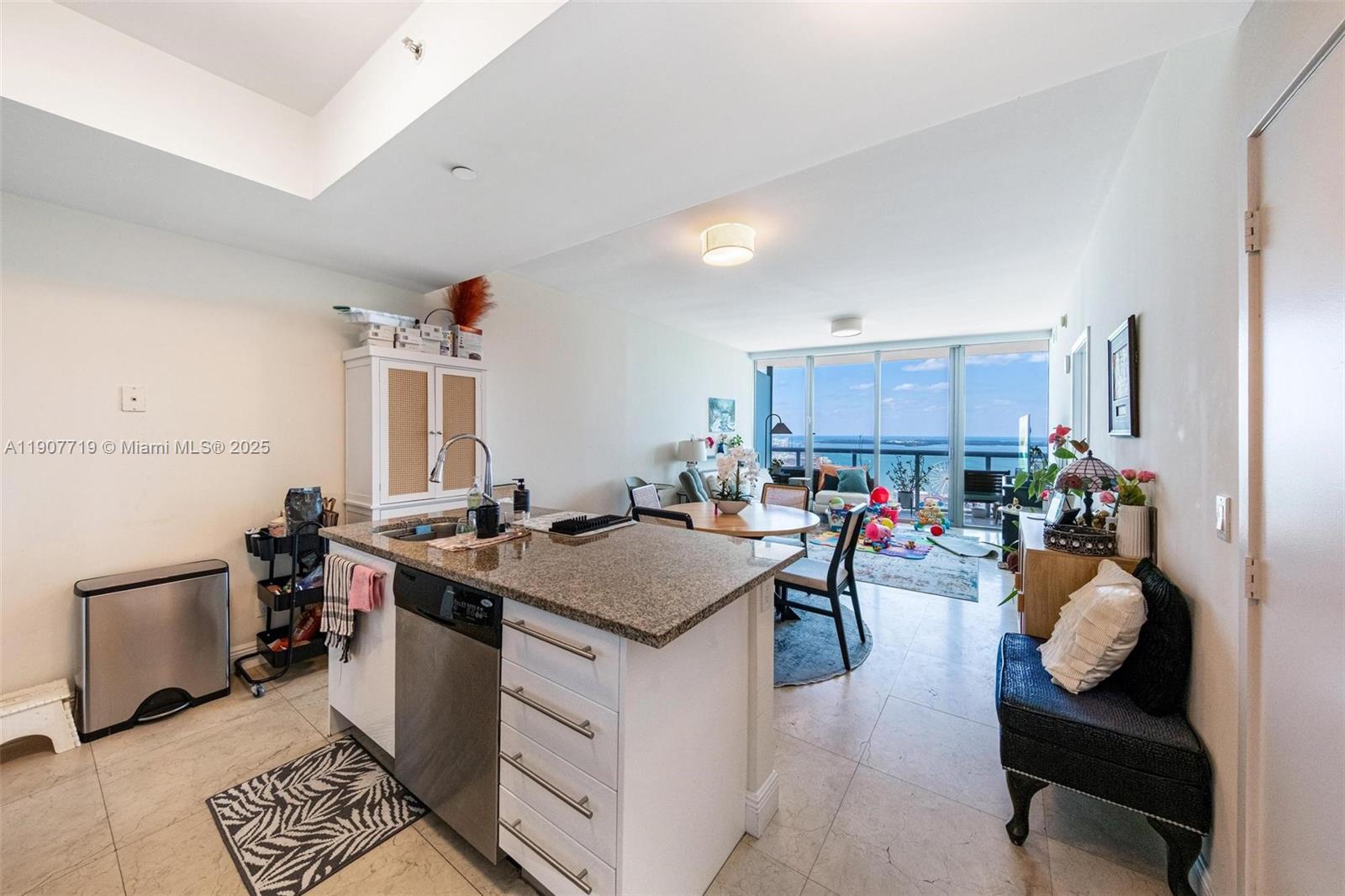 888 Biscayne Blvd #3207, Miami FL 33132