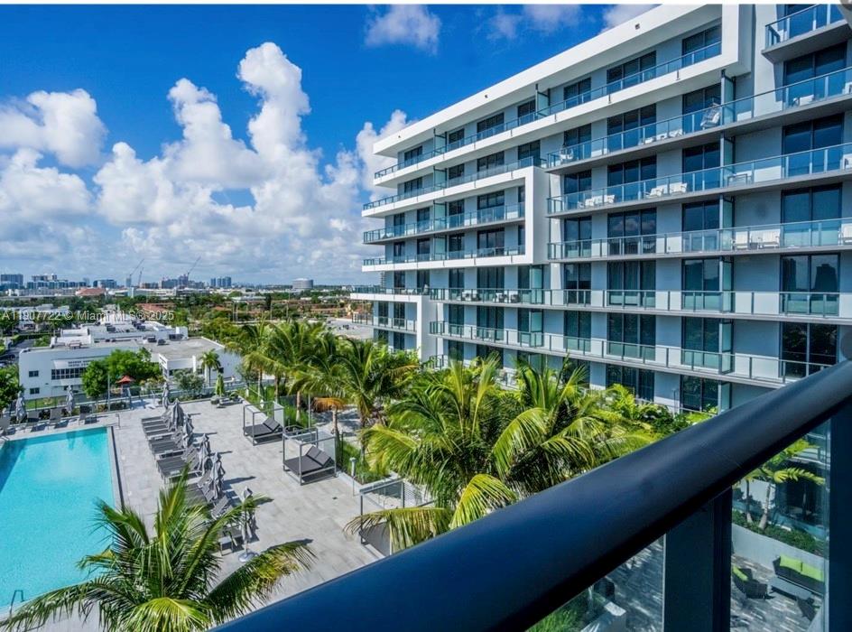2960 NE 207th St APT 912, Aventura FL 33180