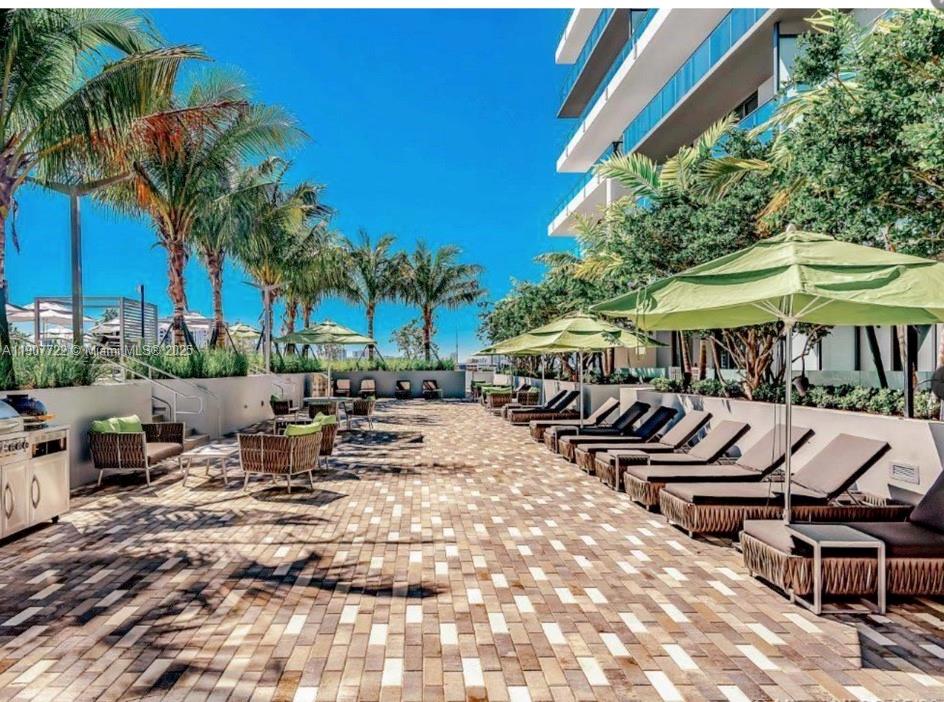 2960 NE 207th St APT 912, Aventura FL 33180