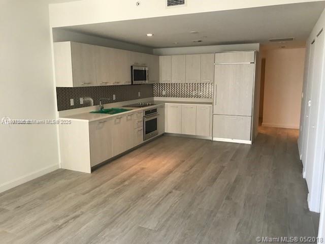 55 SW 9th St #2510, Miami FL 33130