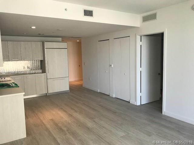 55 SW 9th St #2510, Miami FL 33130