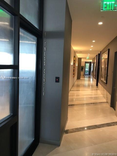 55 SW 9th St #2510, Miami FL 33130