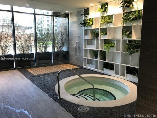 55 SW 9th St #2510, Miami FL 33130