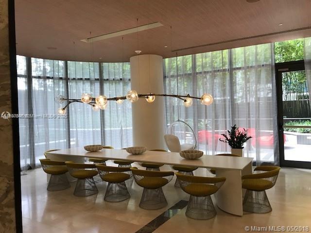 55 SW 9th St #2510, Miami FL 33130