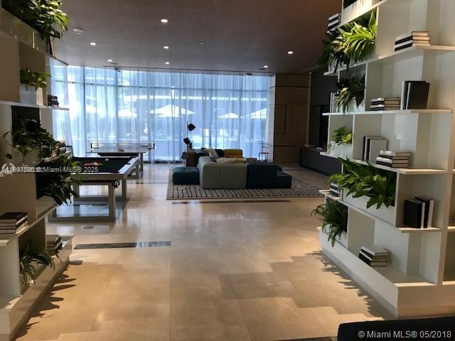 55 SW 9th St #2510, Miami FL 33130