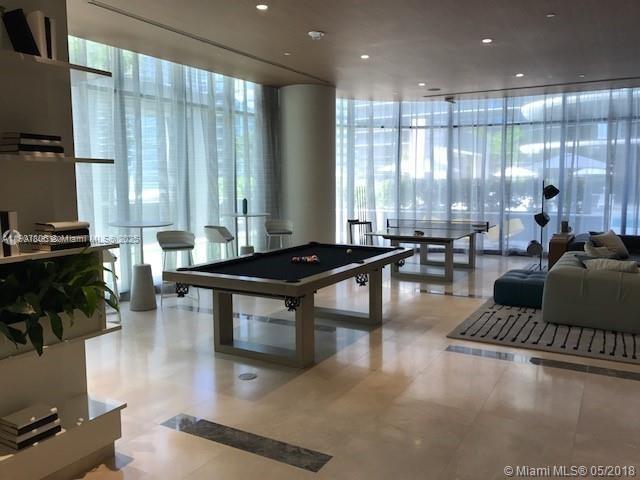 55 SW 9th St #2510, Miami FL 33130