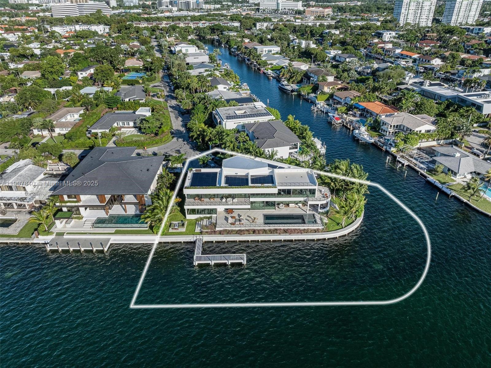 11400 N Bayshore Dr, North Miami FL 33181