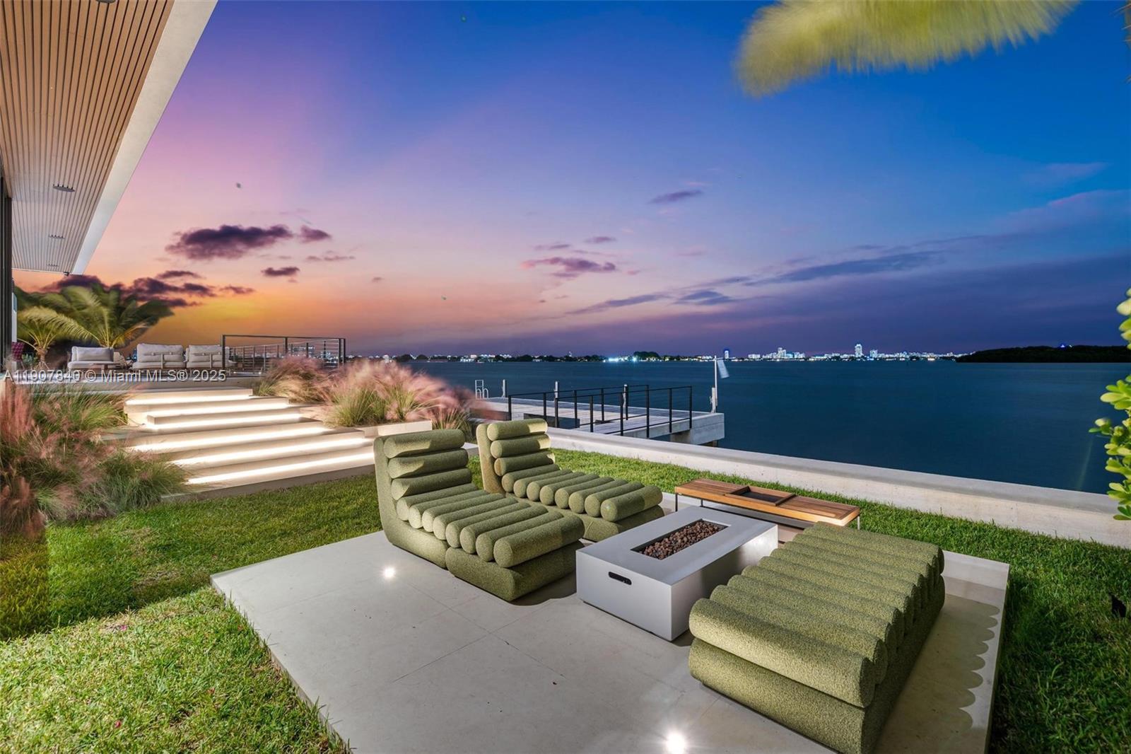 11400 N Bayshore Dr, North Miami FL 33181