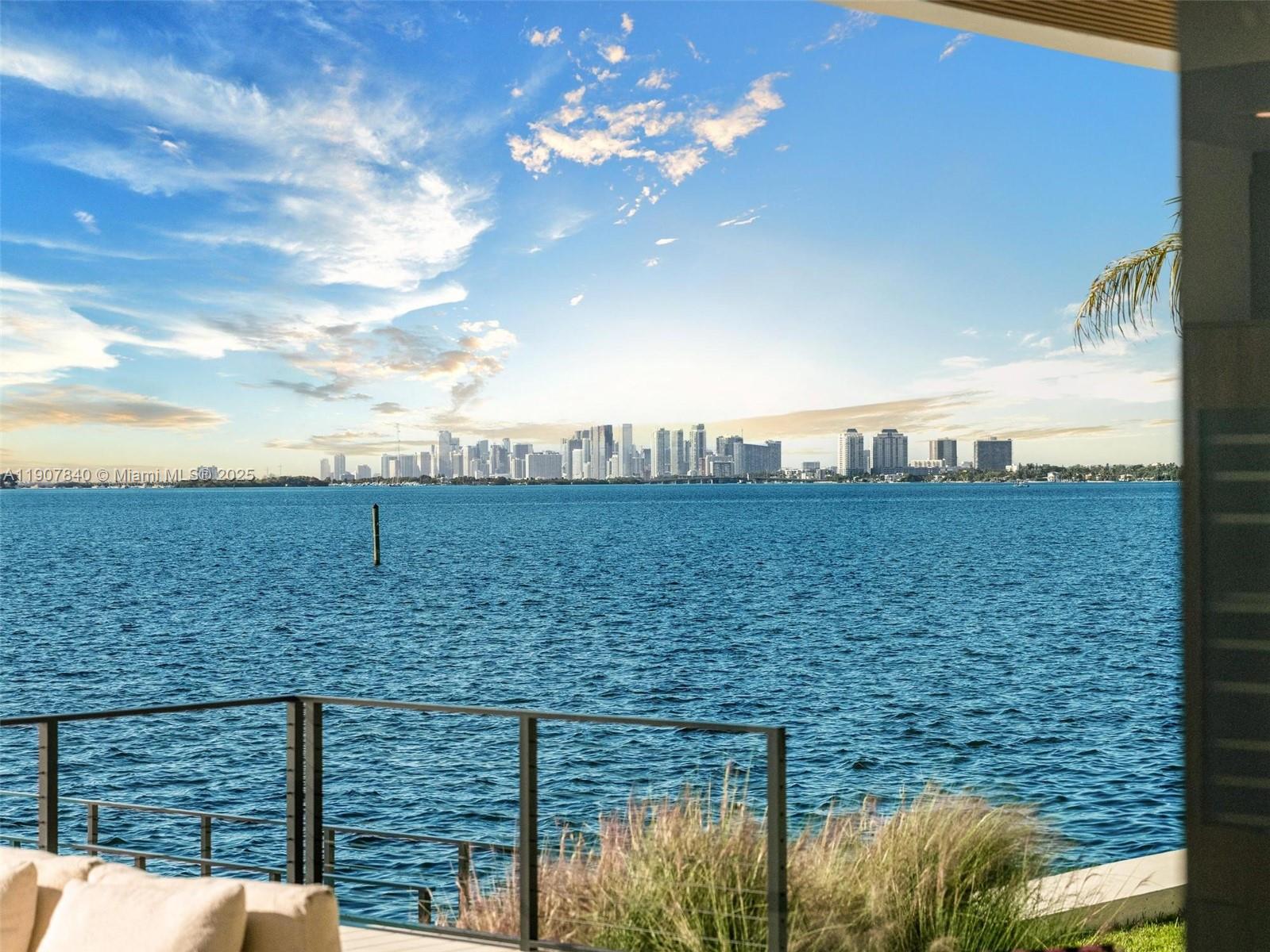 11400 N Bayshore Dr, North Miami FL 33181