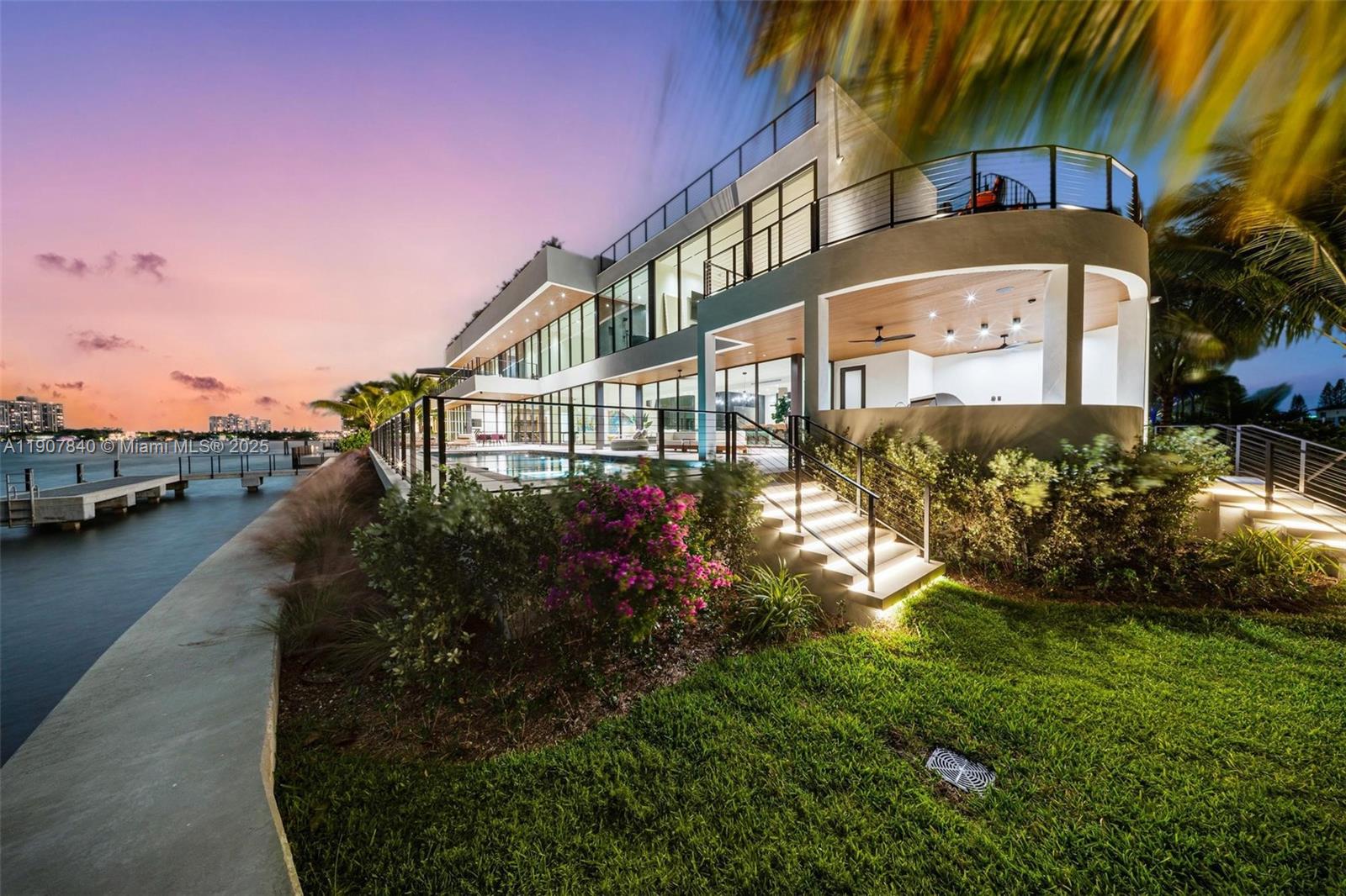 11400 N Bayshore Dr, North Miami FL 33181