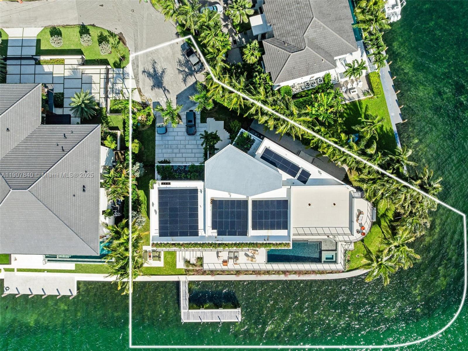 11400 N Bayshore Dr, North Miami FL 33181