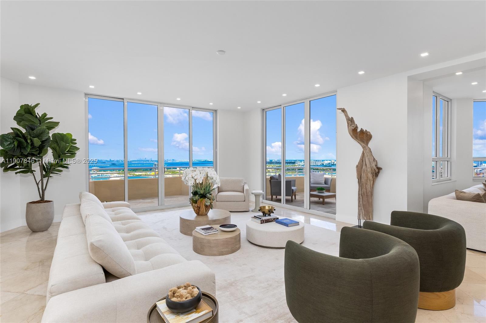 808 Brickell Key Dr #3901, Miami FL 33131