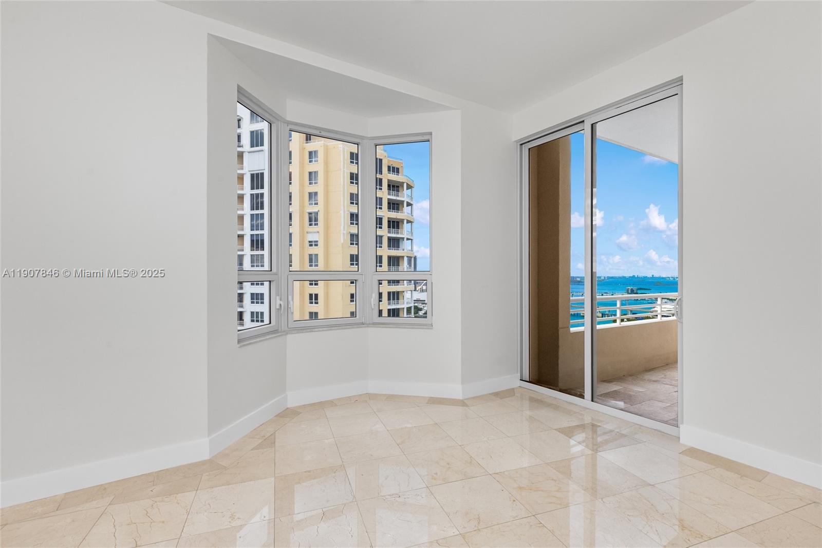 808 Brickell Key Dr #3901, Miami FL 33131