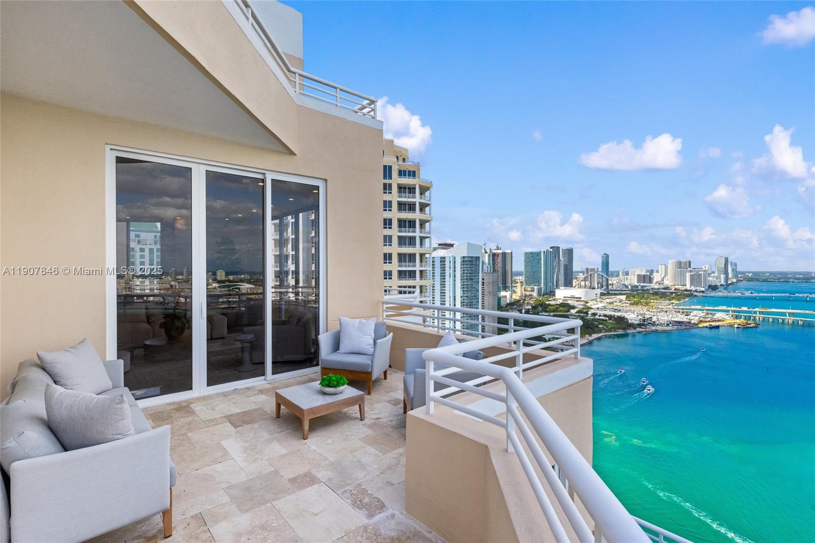 808 Brickell Key Dr #3901, Miami FL 33131