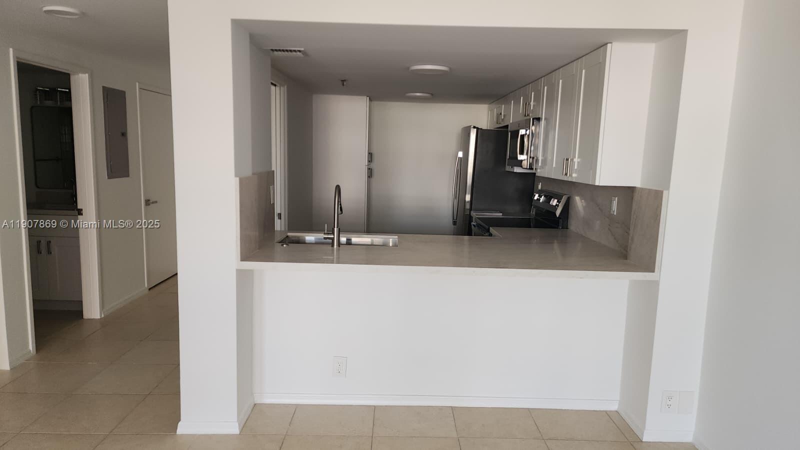 201 CRANDON BL #936, Key Biscayne FL 33149