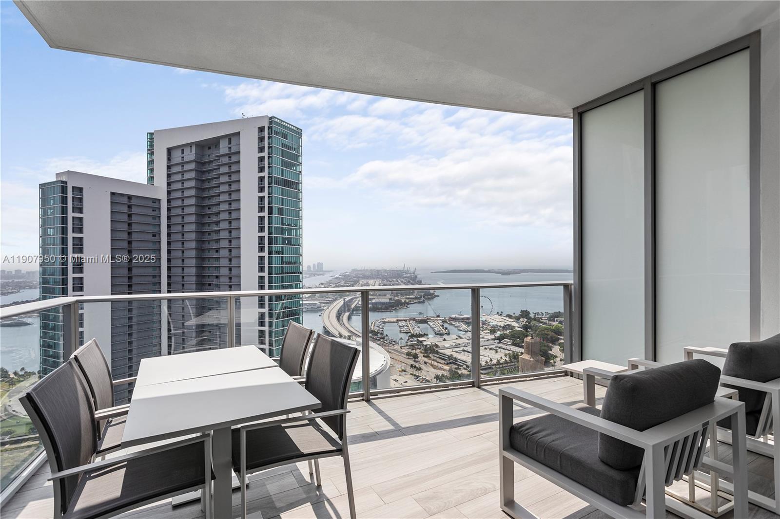 851 NE 1st Ave #3907, Miami FL 33132