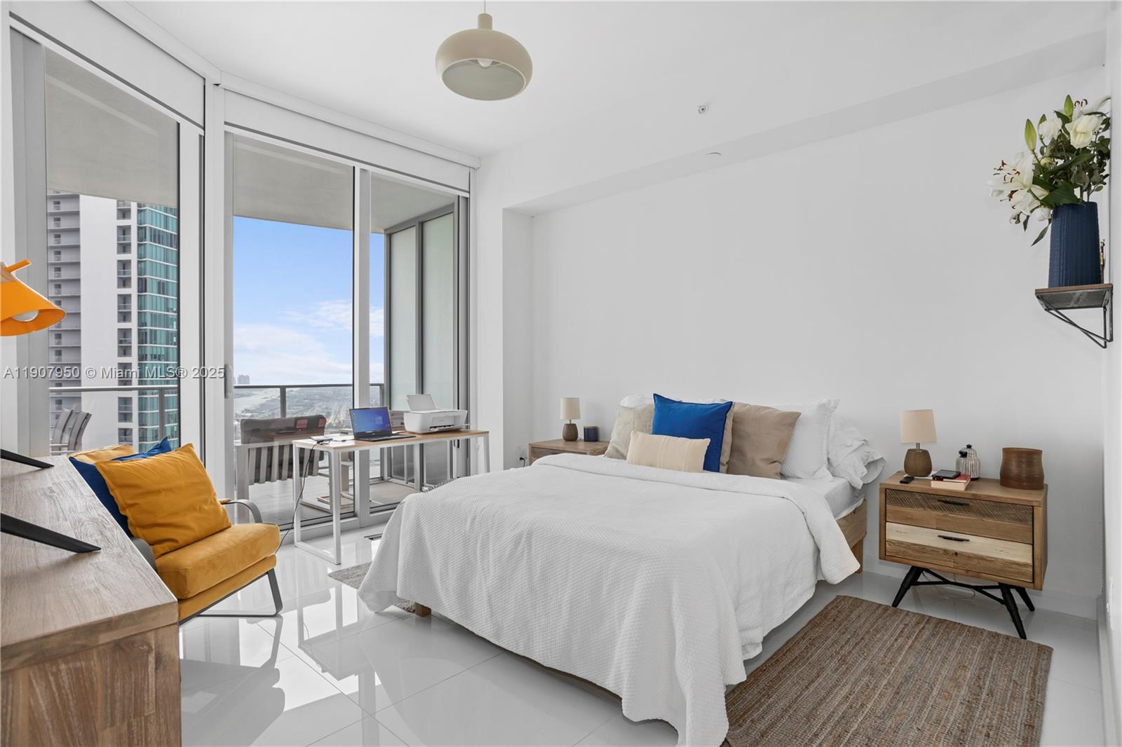 851 NE 1st Ave #3907, Miami FL 33132