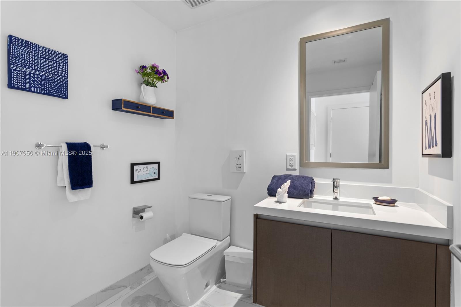 851 NE 1st Ave #3907, Miami FL 33132