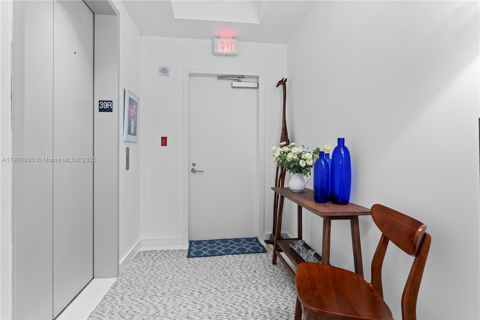 851 NE 1st Ave #3907, Miami FL 33132