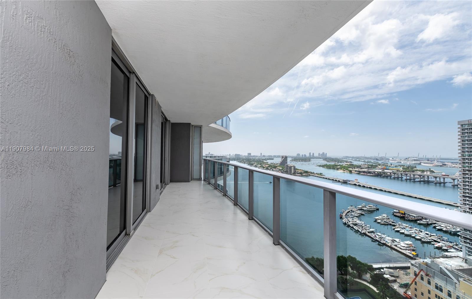 488 NE 18th St #2810, Miami FL 33132